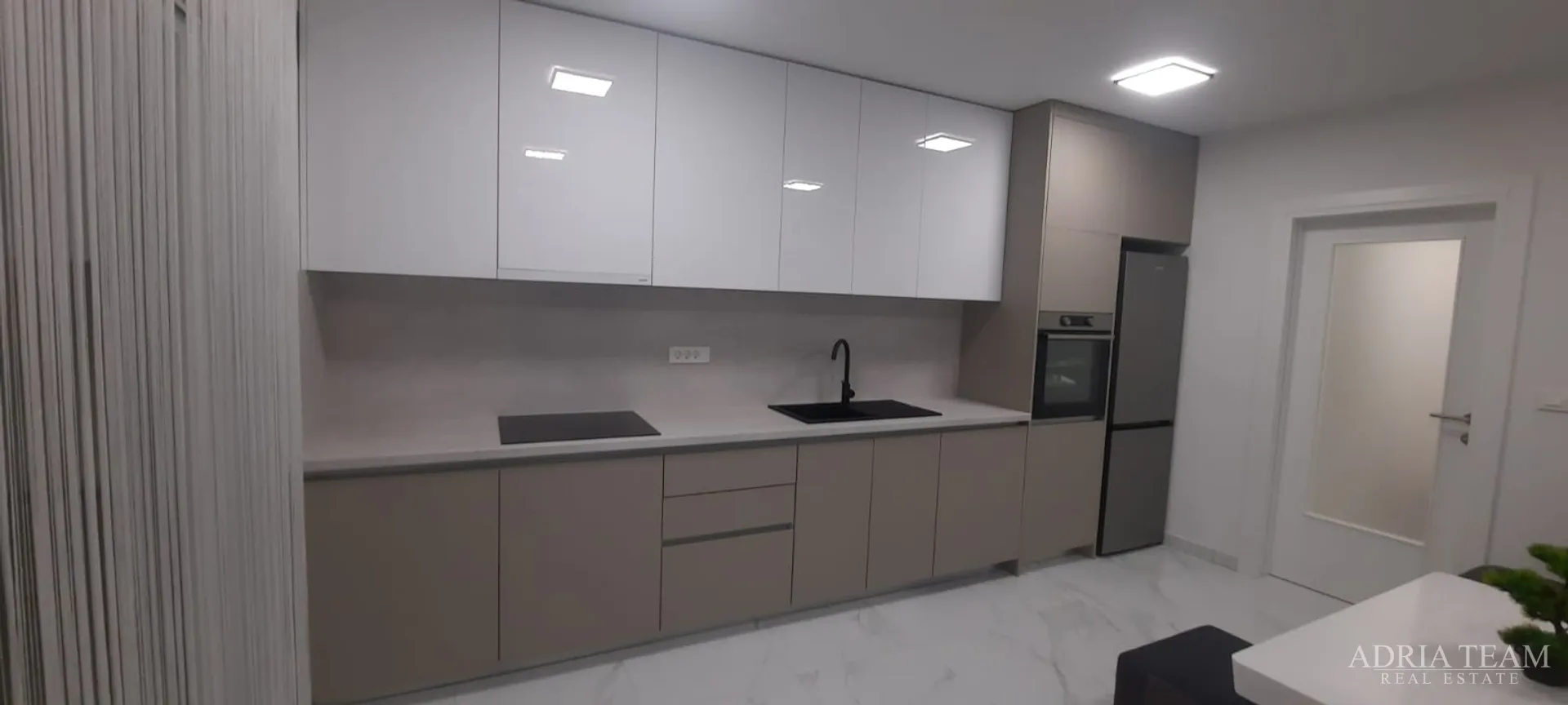 apartman u novogradnji, pogled na more, vrt 240 m2 - povljana, pag - slika 15