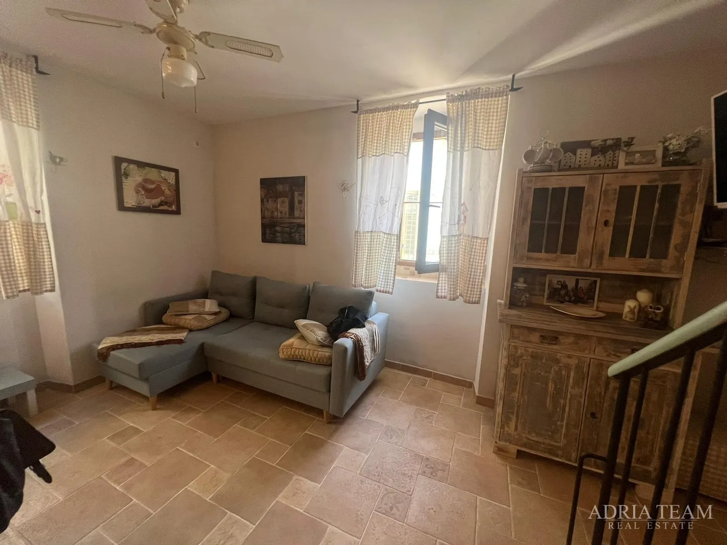 kuća u nizu s apartmanom i poslovnim prostorom, izvrsna lokacija i investicija - pirovac, centar - slika 19