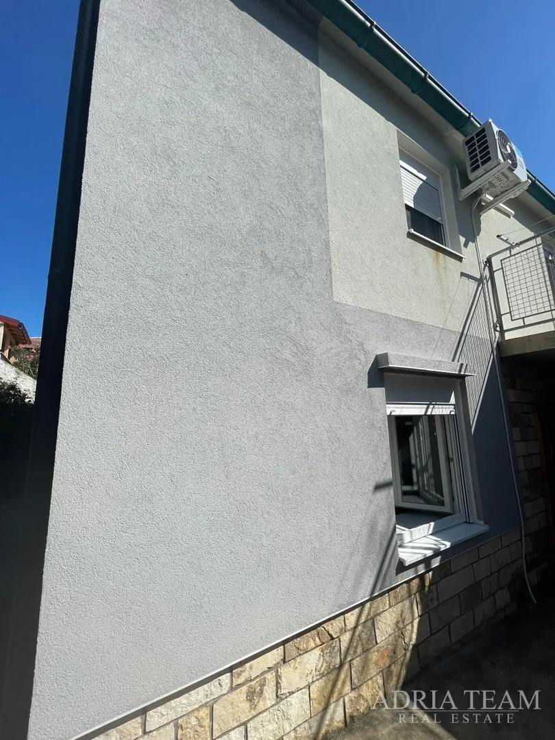 kuća udaljena 650 m od mora, centar - povljana, pag - slika 25
