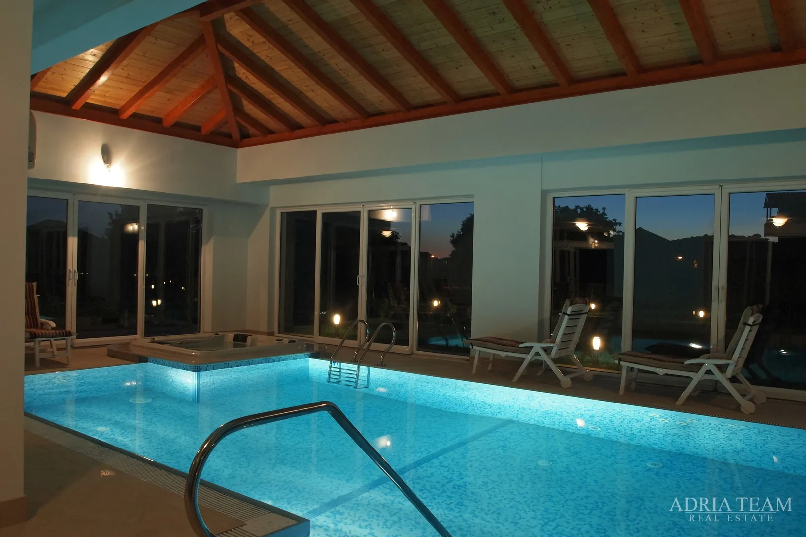 luksuzna vila 100 m od marine - betina, murter - slika 105