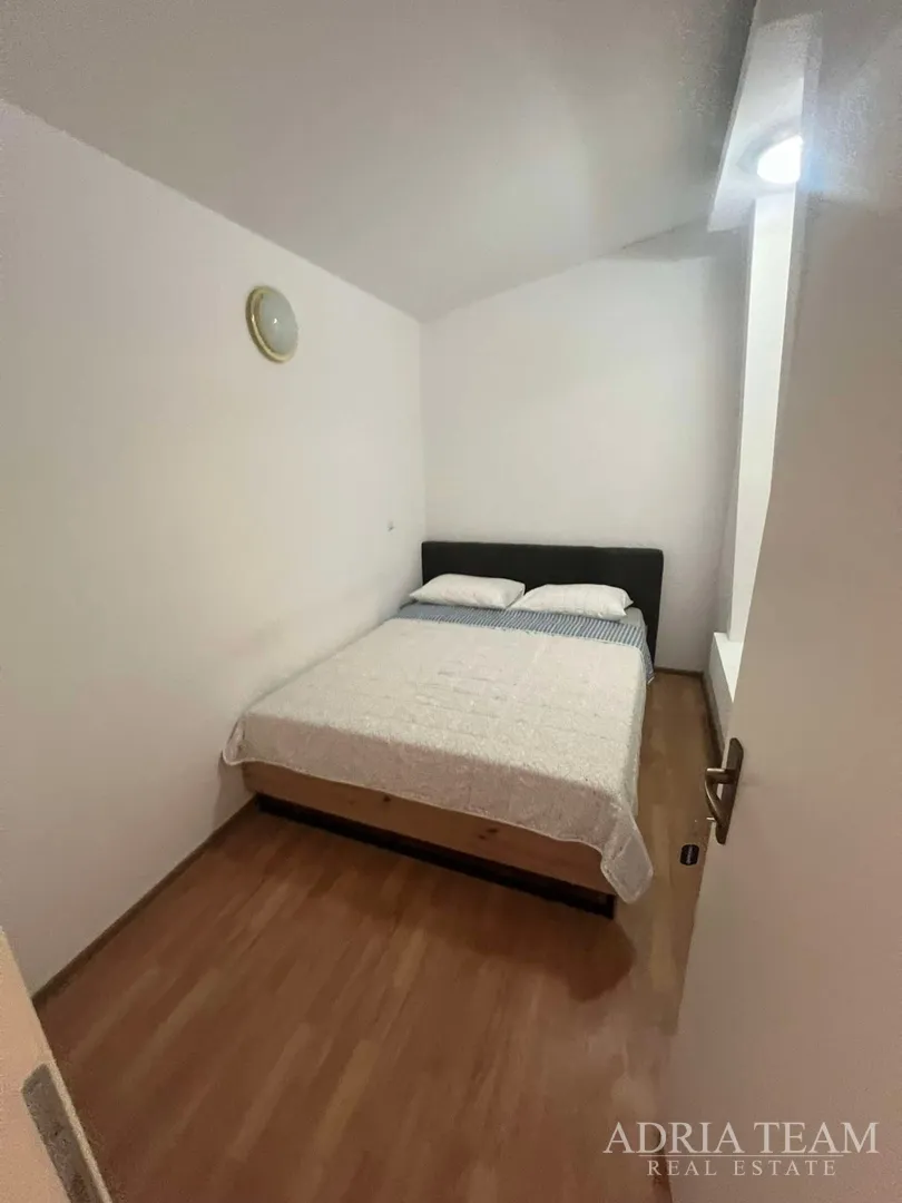 top pozicija!! izvrsna prilika za poslovni ili stambeni prostor - zadar - slika 4