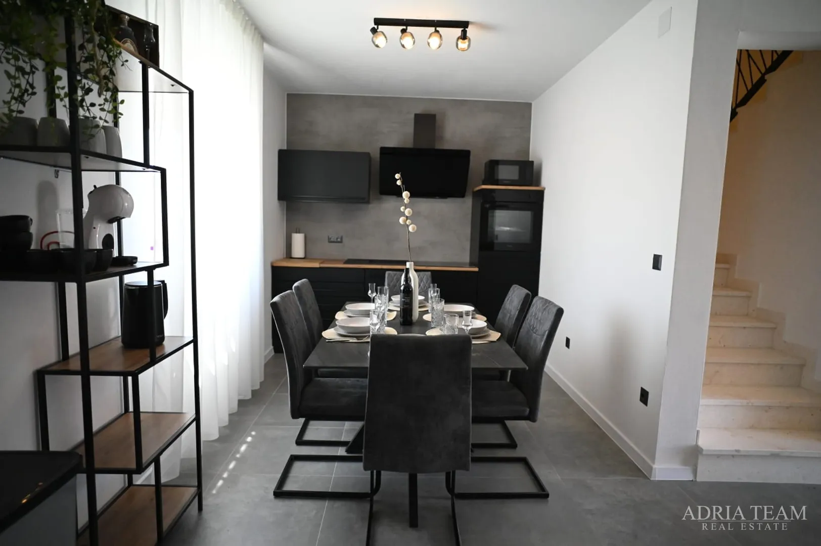 vila s bazenom, 350 m od mora, vir - zadar - slika 14