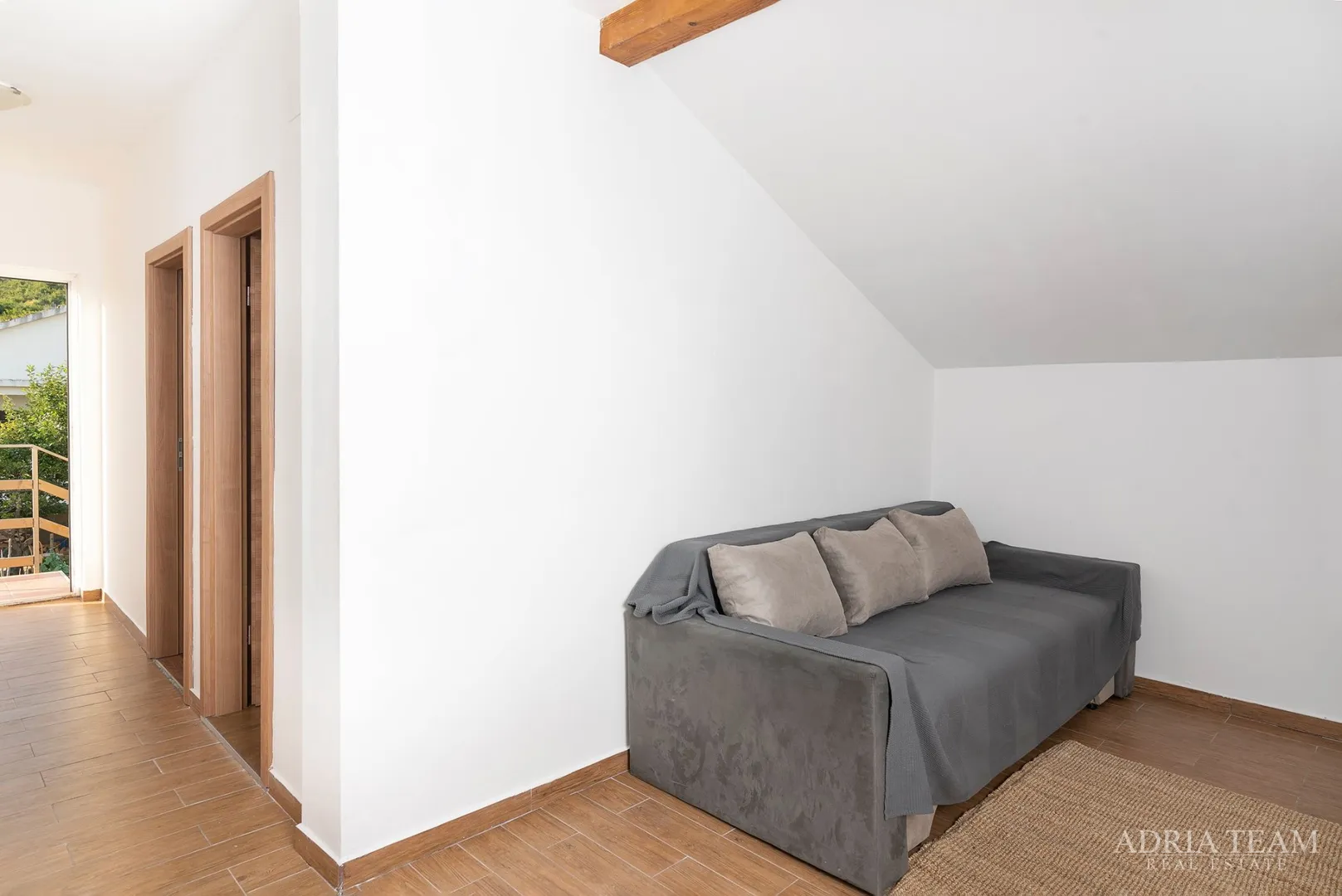 apartmanska kuća s bazenom, mirna i tiha pozicija, posedarje - slika 18