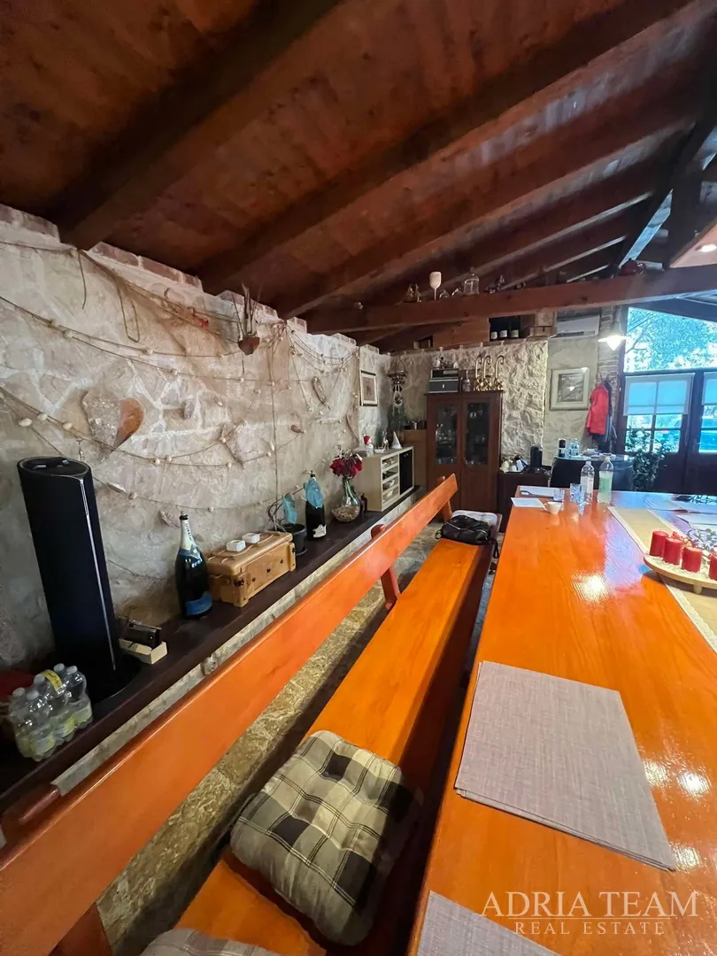 vila s bazenom i pogledom na more, 600 m od mora, privlaka - zadar - slika 37