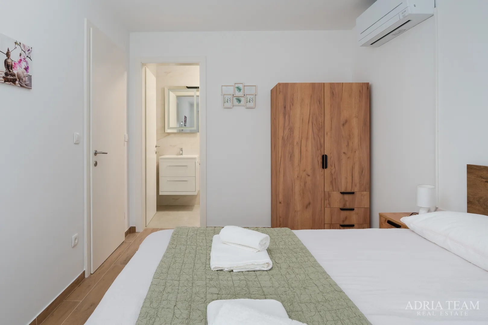 ekskluzivan apartman s krovnom terasom i jacuzzijem - vir - slika 11
