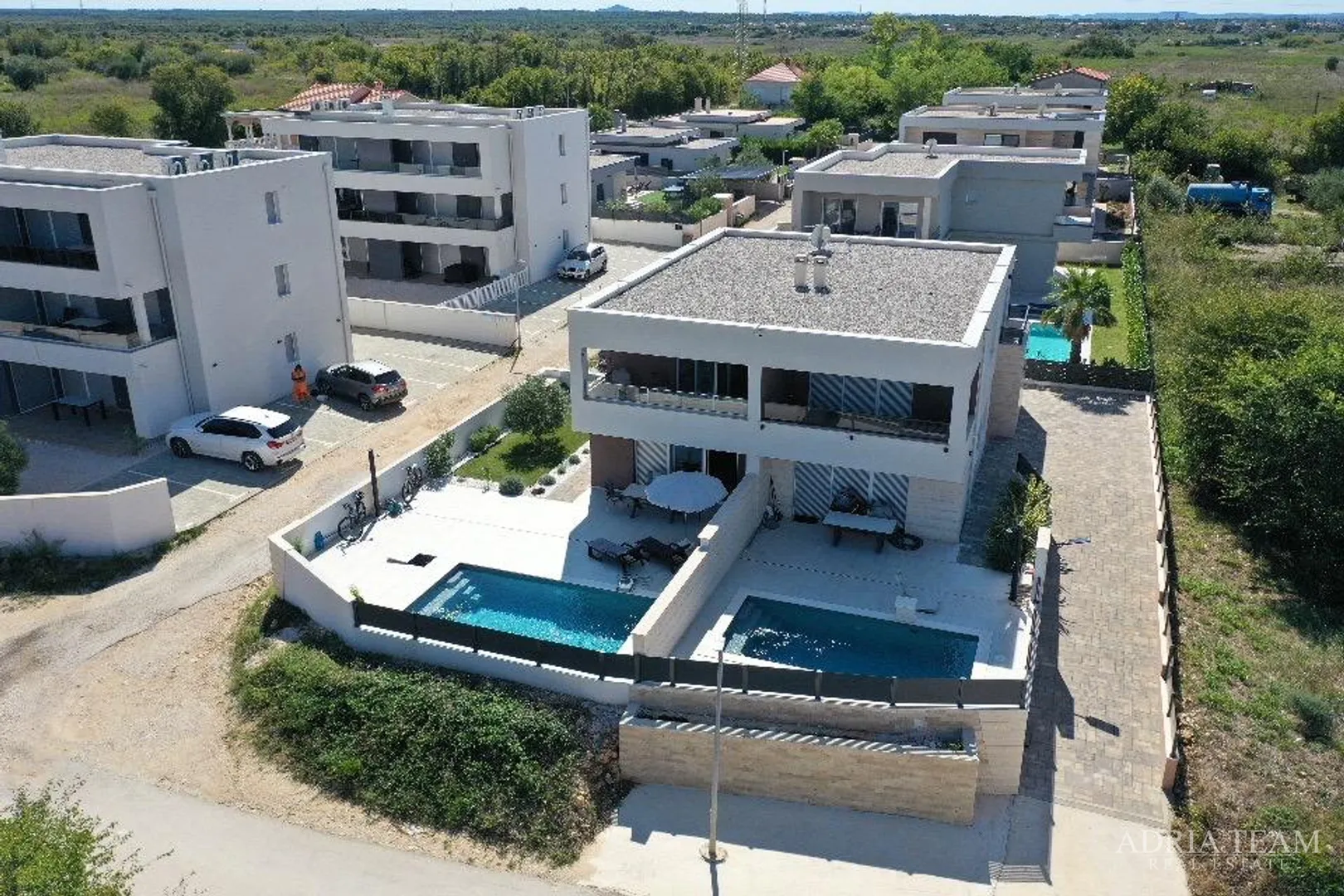 JESENSKA AKCIJA! KUĆA ZA ODMOR S BAZENOM, 120 m OD MORA, NIN - ZADAR