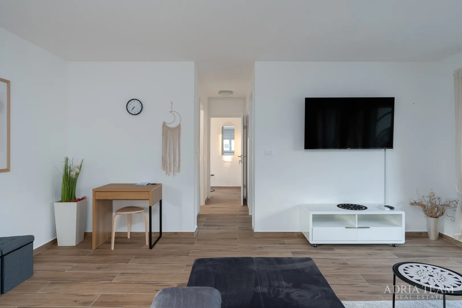 apartmani u stambenoj zgradi - vir - slika 24