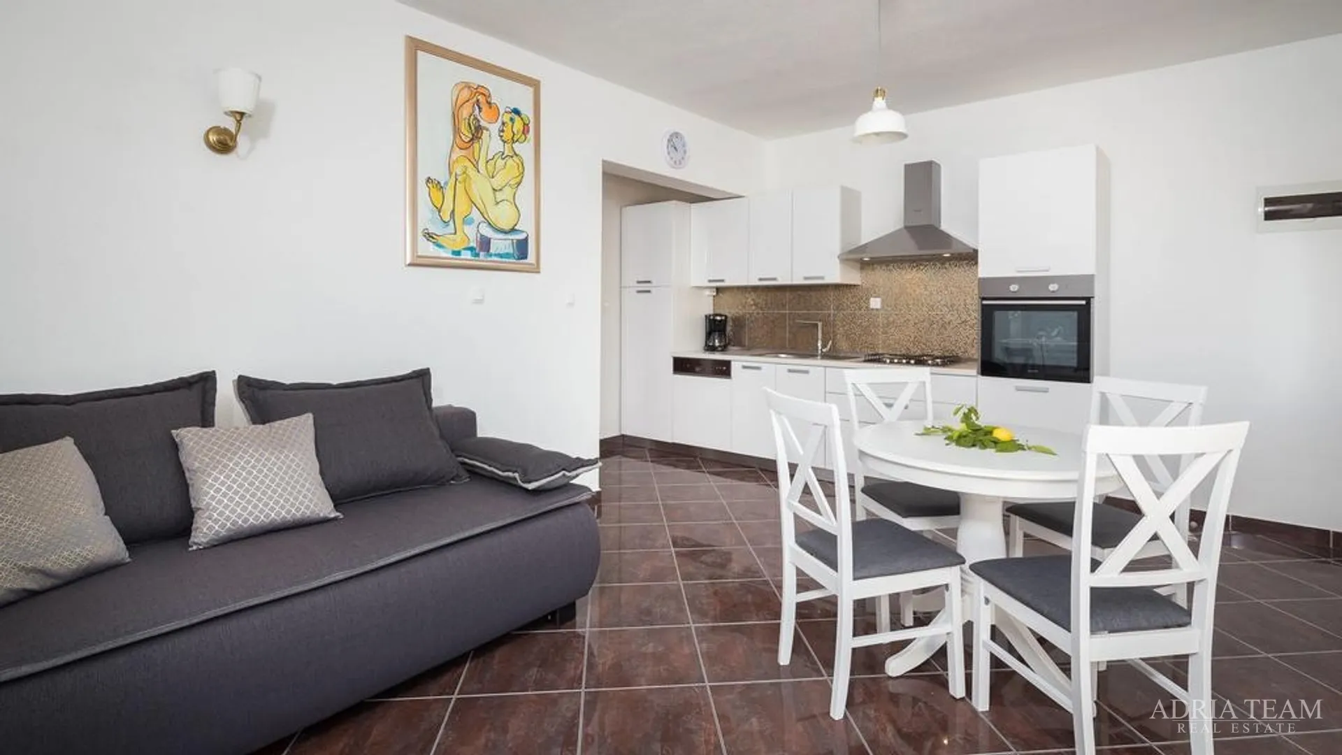 apartmanska kuća, trogir - slika 11