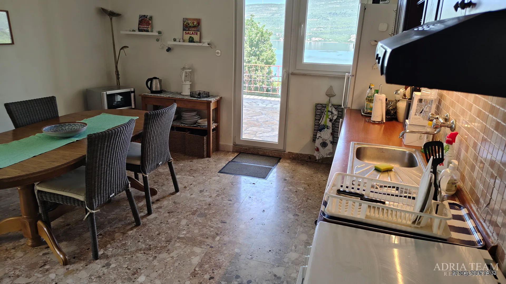 kuća s prelijepim otvorenim pogledom na more, djelomično obnovljena - donji karin - slika 2