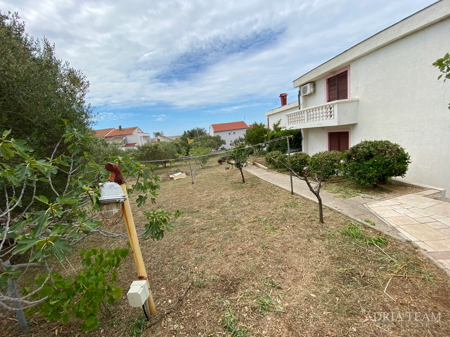 apartmanska kuća sa 6 apartmana, 70 m od mora, pag - povljana - slika 24