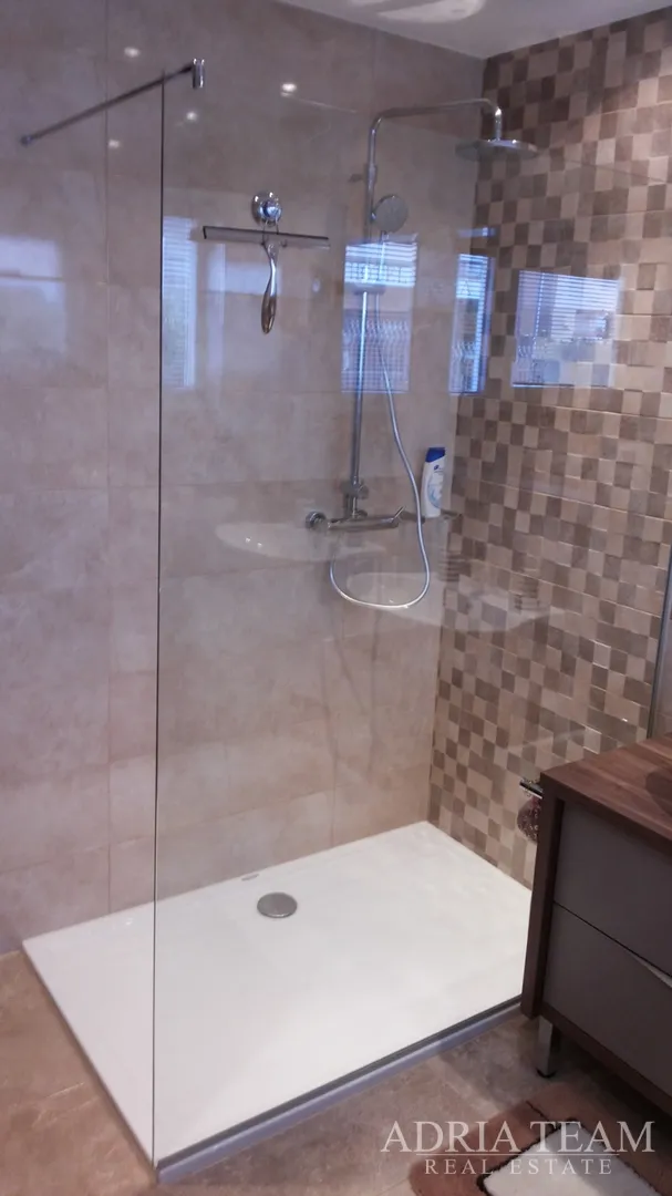 četverosoban apartman, top pozicija!! prvi red do mora - privlaka, zadar - slika 18