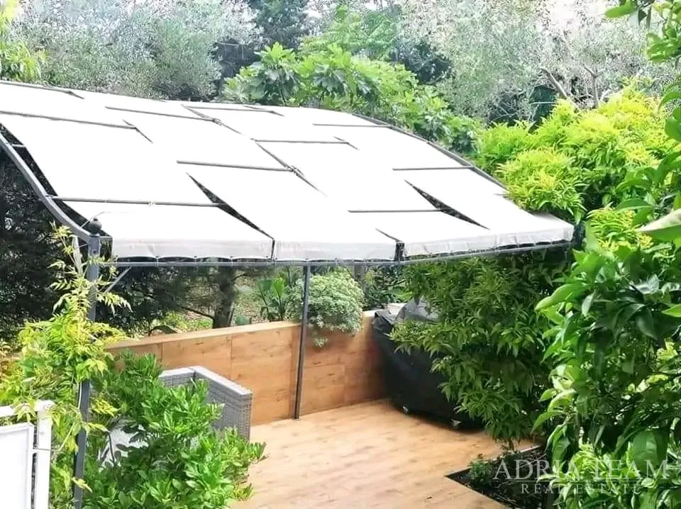 prodaje se lijep jednosobni apartman s vrtom – lukoran, otok ugljan - slika 7