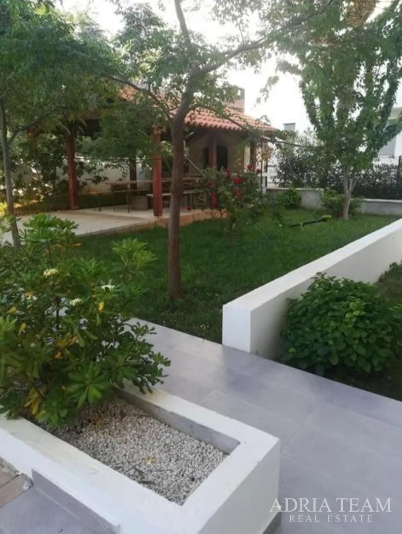 kuća s 10 apartmana, pogled na more - petrčane - slika 36