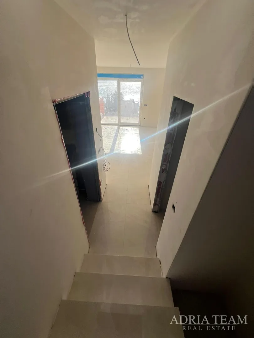 apartmani u novogradnji udaljeni 200 m od mora - seline - slika 23