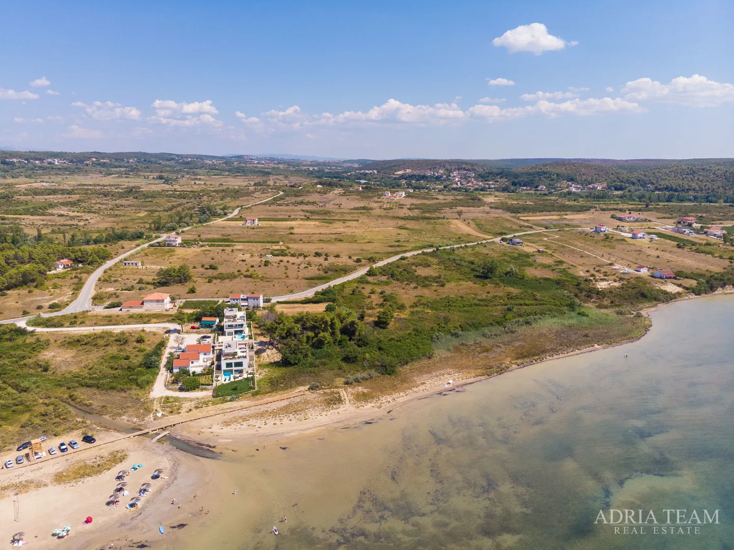 luksuzna vila u prvom redu do mora - ljubač - slika 50