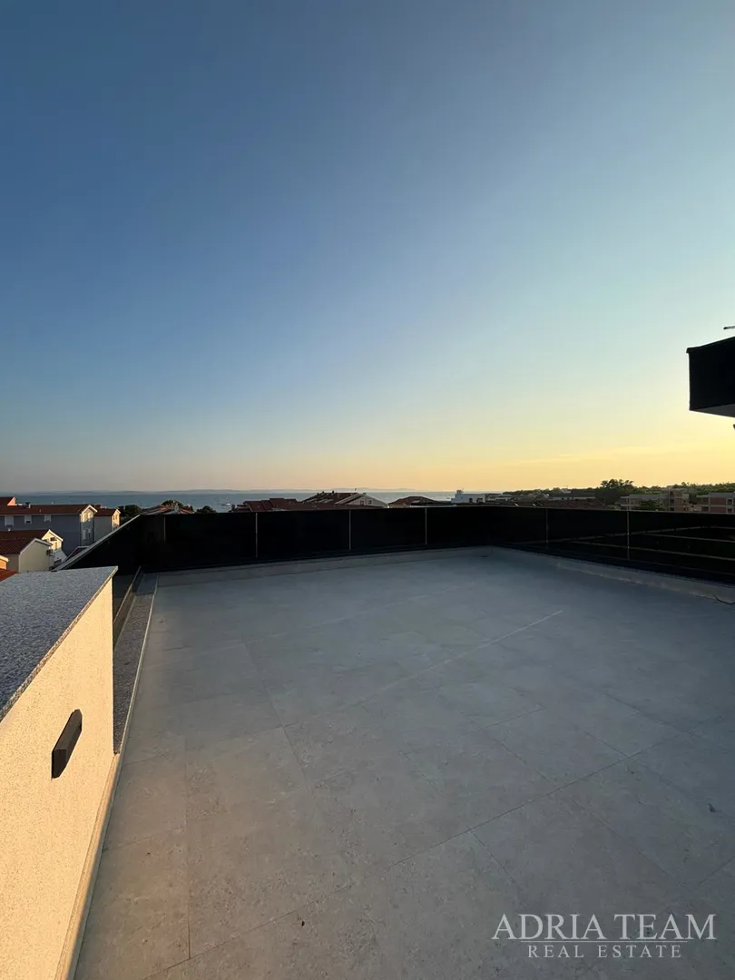 penthouse u blizini plaže, zgrada 2. novogradnja, 150 m od mora - privlaka - slika 21