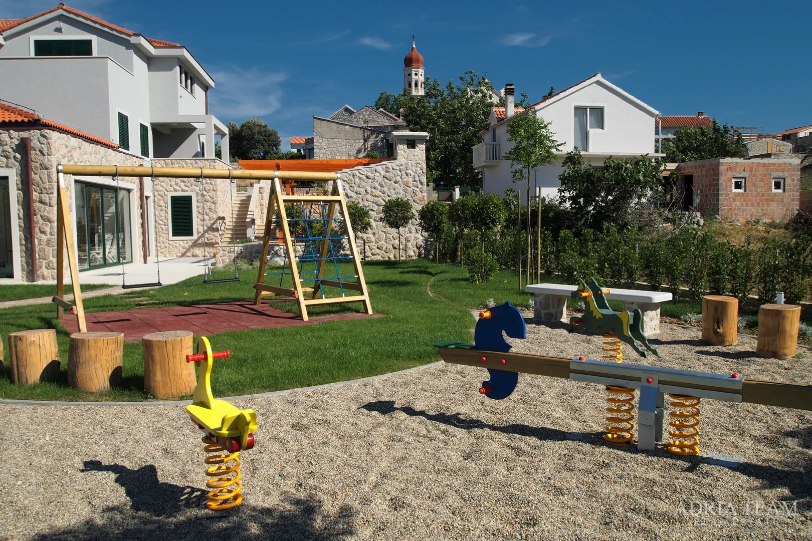 luksuzna vila 100 m od marine - betina, murter - slika 119