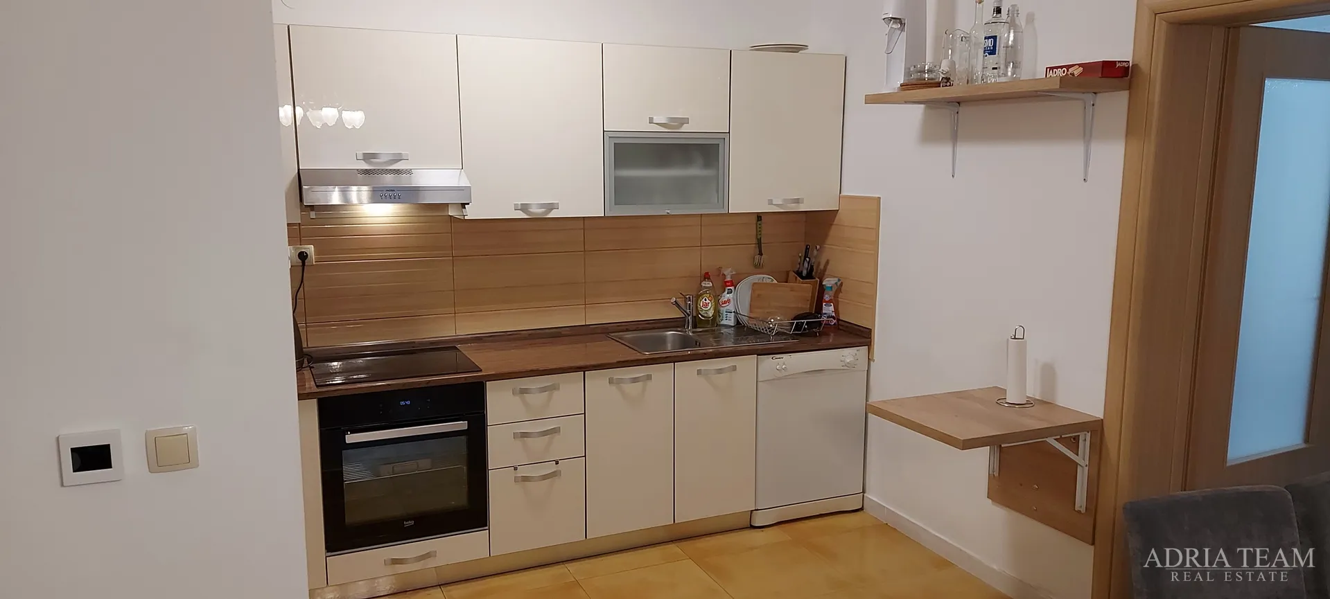 dva spojena apartmana s pogledom na more - okrug gornji, čiovo - slika 11