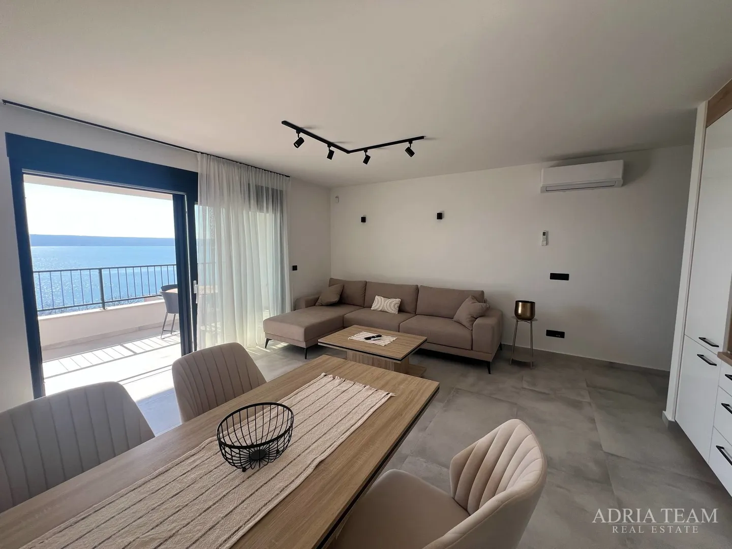 apartmani u novogradnji s otvorenim pogledom na more, maslenica - slika 18