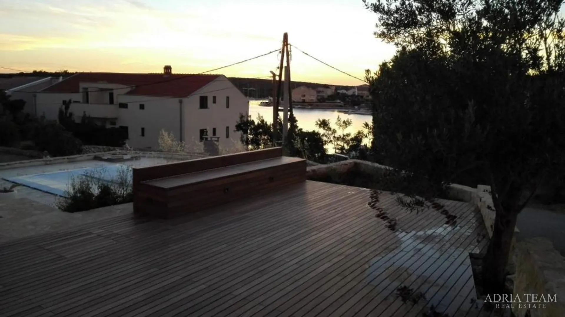 kuća u nizu, prvi red do mora - šimuni, pag - slika 42