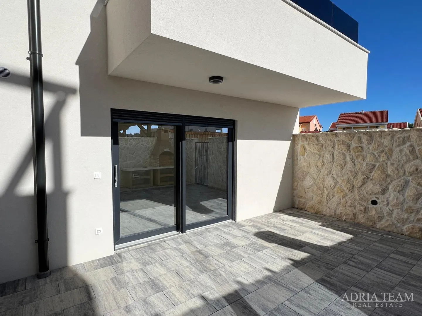 apartmani u stambenoj zgradi u novogradnji - povljana, pag - slika 51
