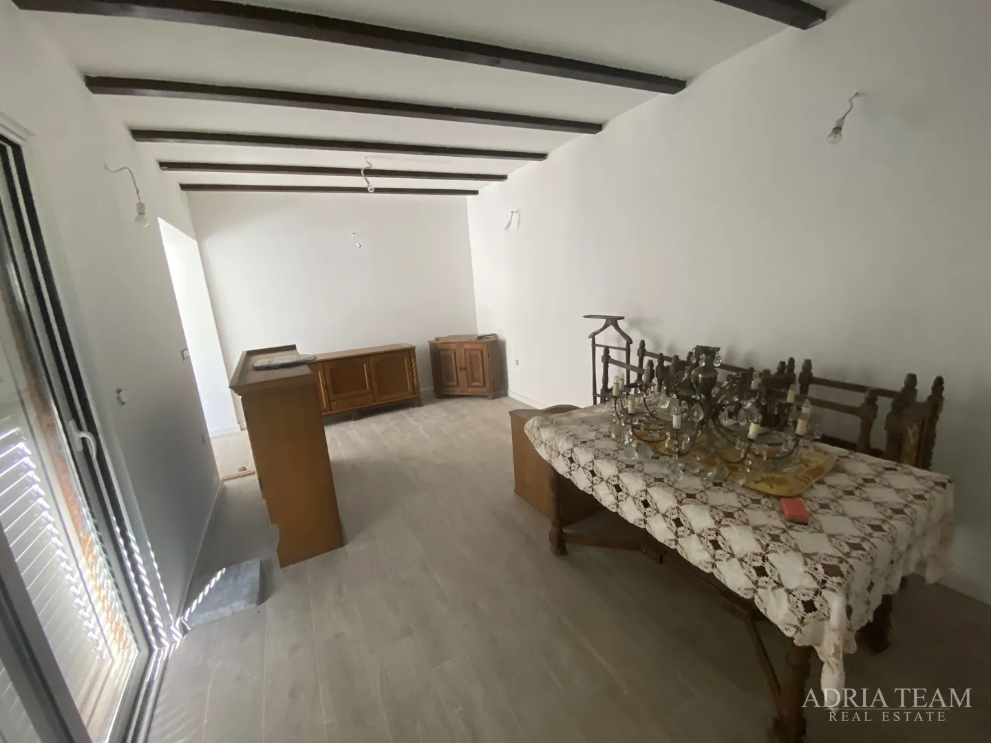obiteljska kuća s velikim i uređenim dvorištem i bazenom, 400 m od mora, zadar - borik - slika 14