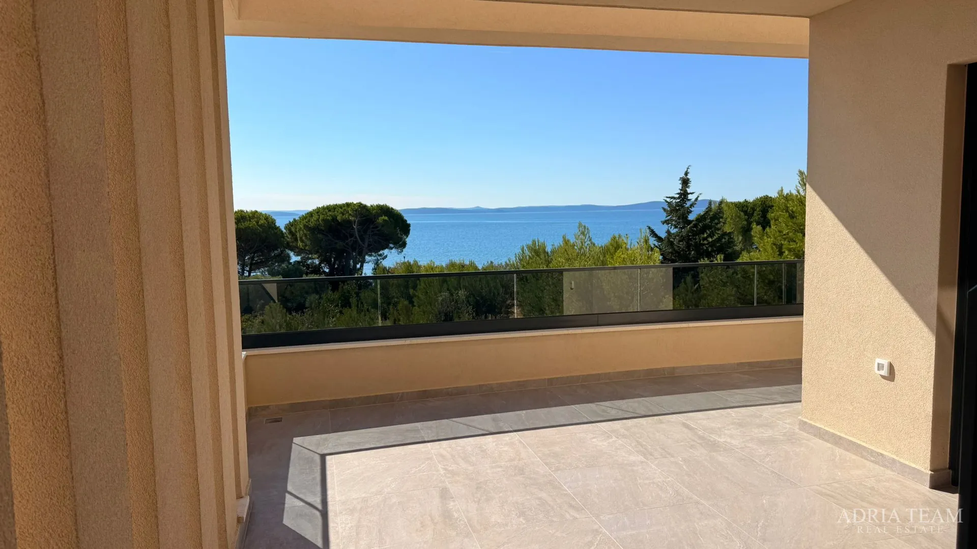 2 prostrana apartmana, privlaka - slika 18