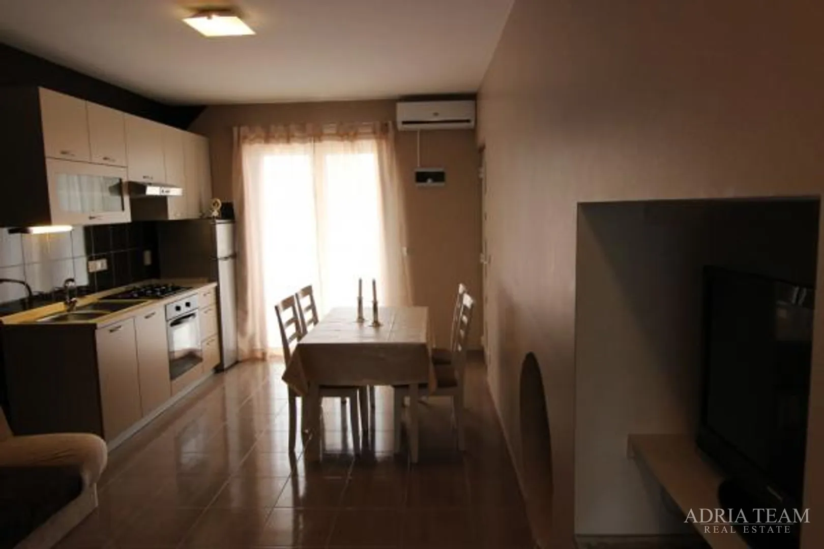 apartmanska kuća sa 7 apartmana, privlaka - slika 39