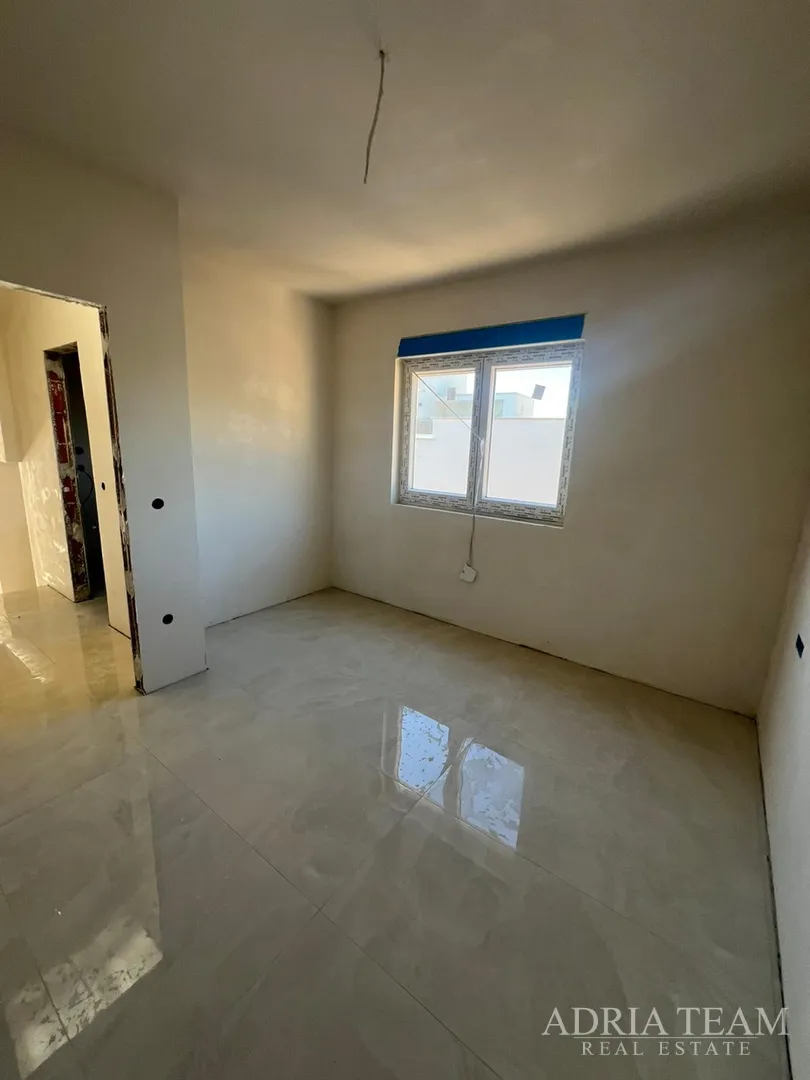 apartmani u novogradnji udaljeni 200 m od mora - seline - slika 25