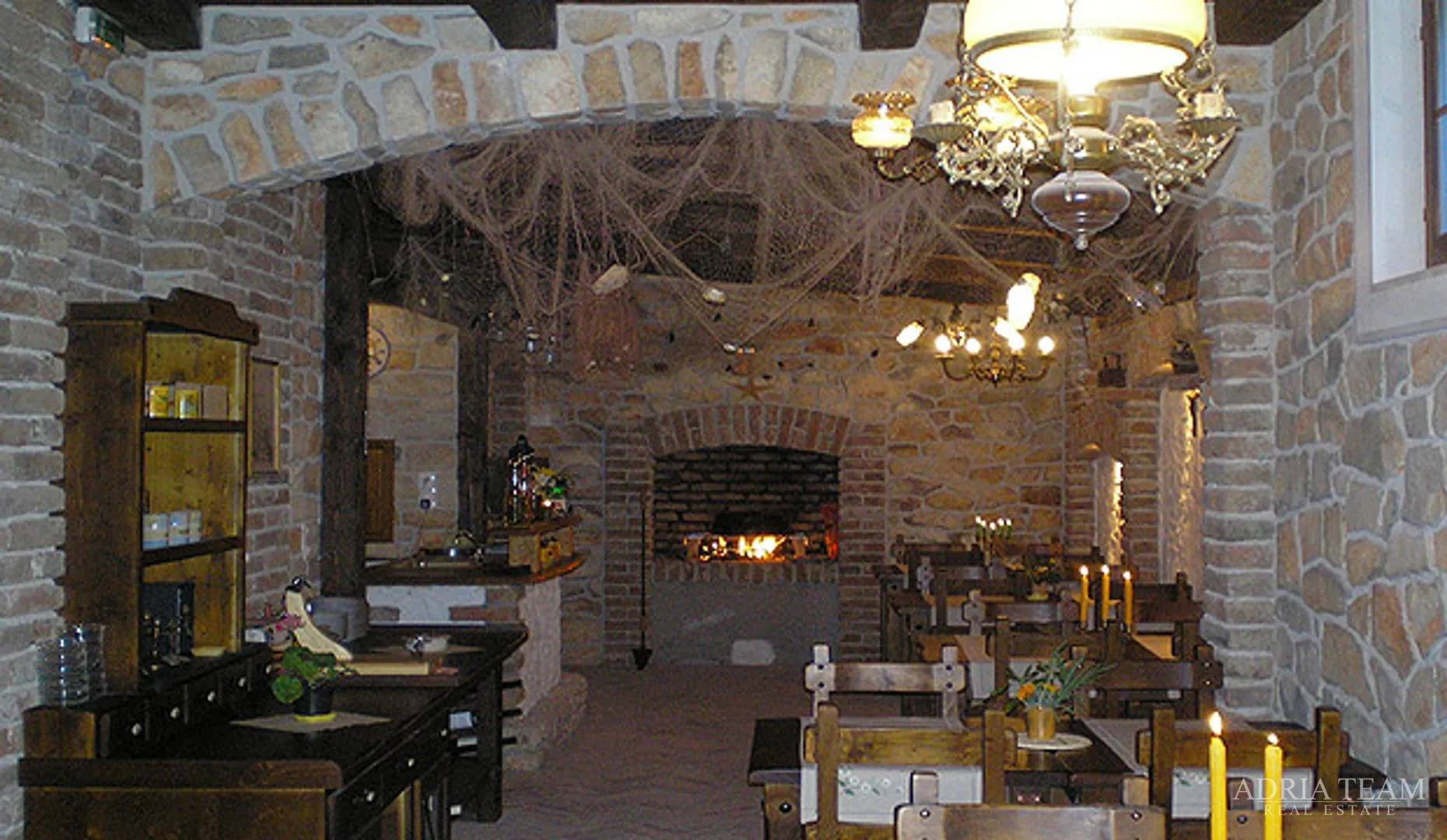 hotel s konobom i krovnom terasom, 1. red do mora - sukošan - slika 106