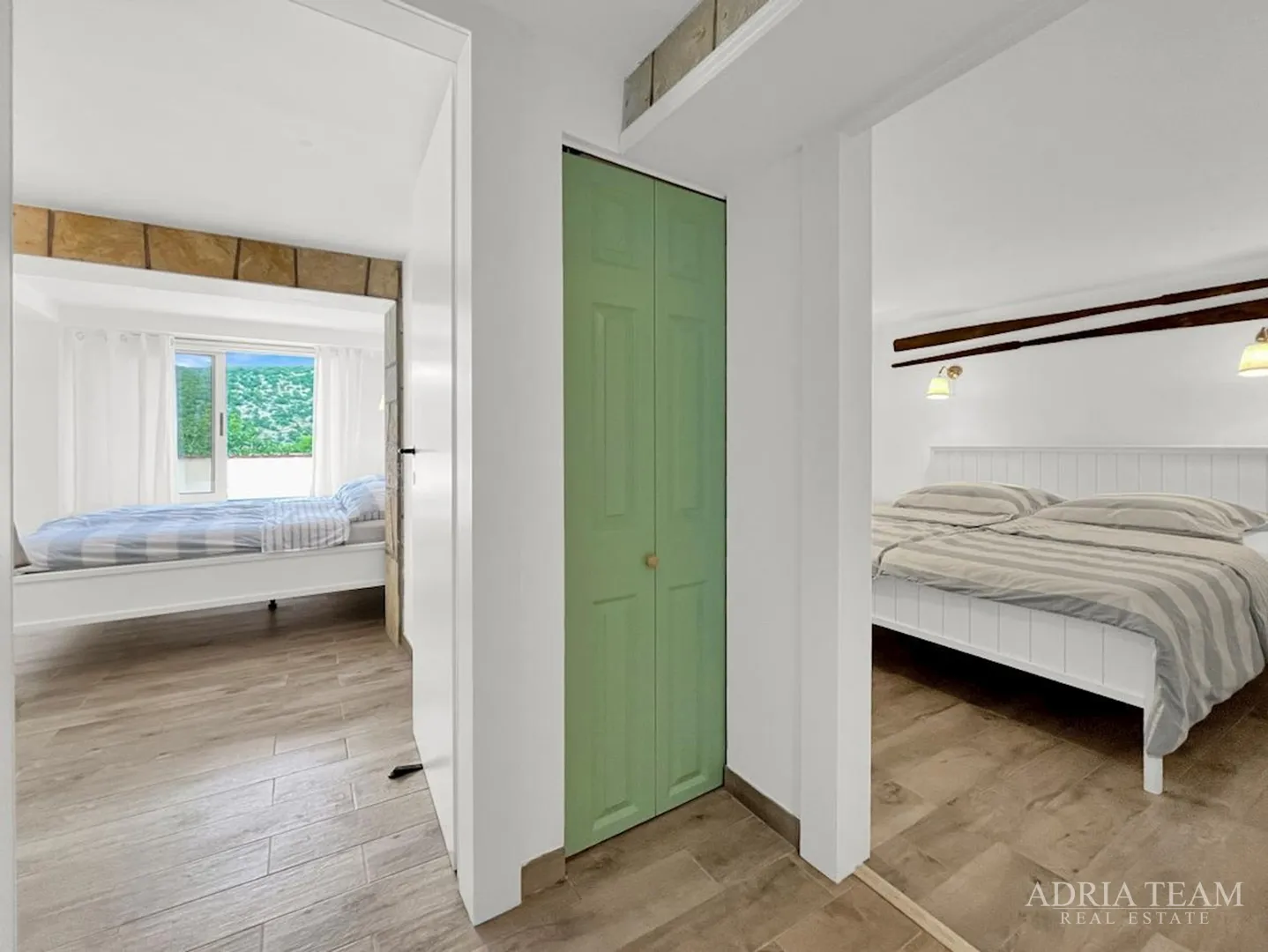 preuređena apartmanska kuća s mogućnošću poslovne namjene, prvi red do mora - meka draga - slika 7