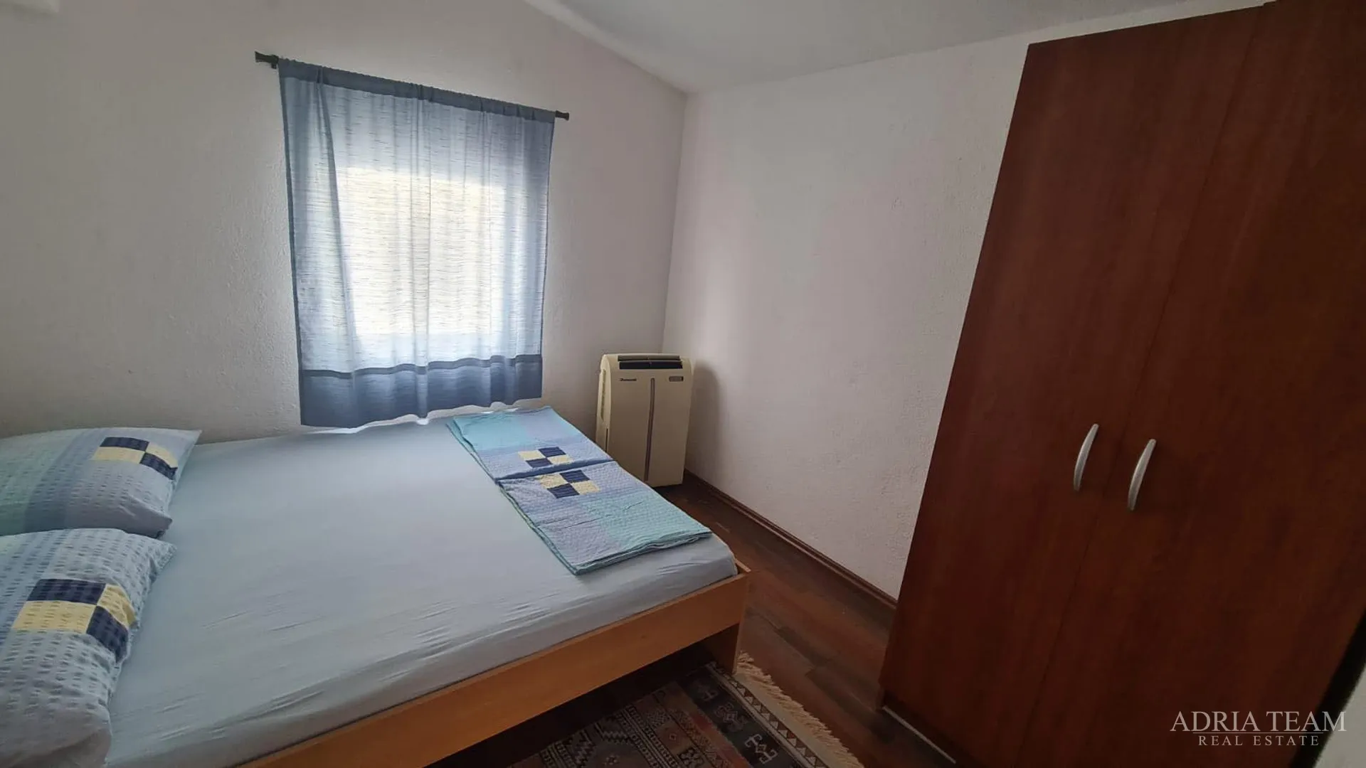 akcija!! apartmanska kuća s 5 apartmana, 170 m od mora, vir - zadar - slika 9