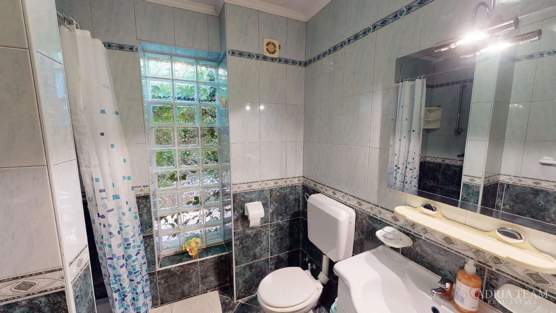 hotel s konobom i krovnom terasom, 1. red do mora - sukošan - slika 32