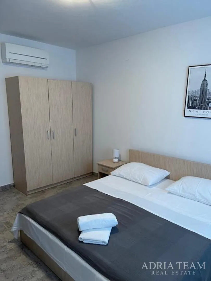 vila s bazenom i pogledom na more, 600 m od mora, privlaka - zadar - slika 26