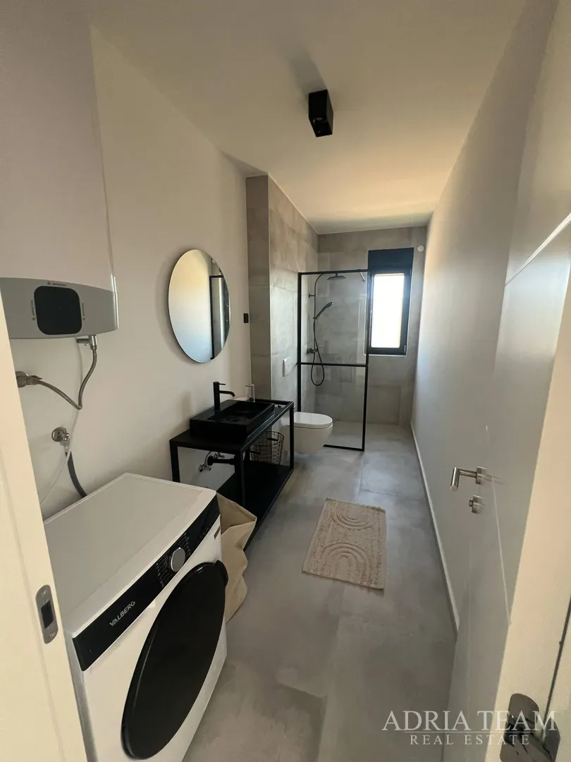 apartmani u novogradnji s otvorenim pogledom na more, maslenica - slika 14