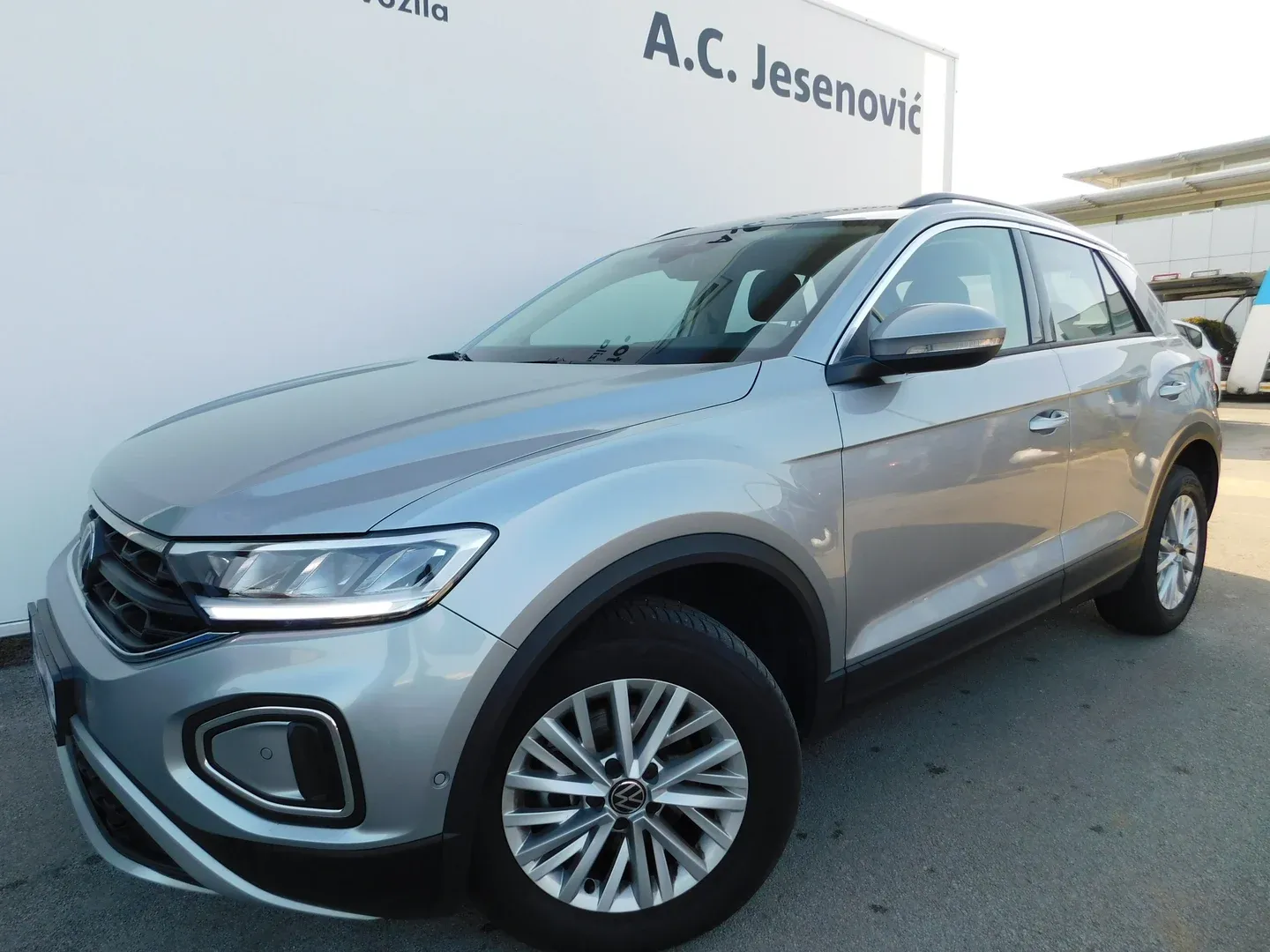 10452 volkswagen t-roc 1.0 tsi life - slika 7