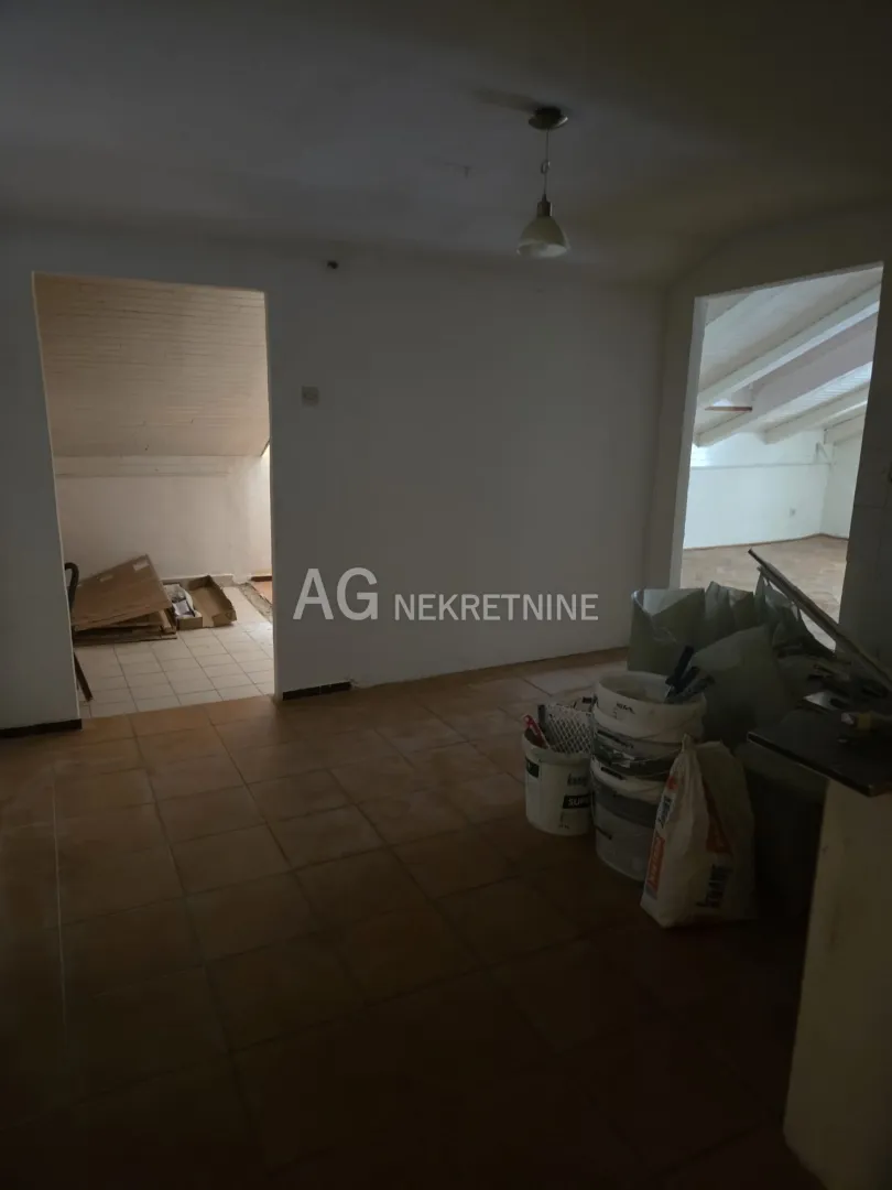 rijeka, centar - slika 6