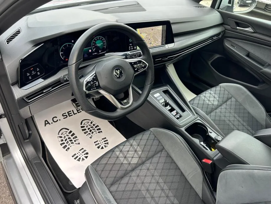 vw golf 8 2.0 tdi dsg - 2020 - r line - 140000km - virtual - garancija - slika 15
