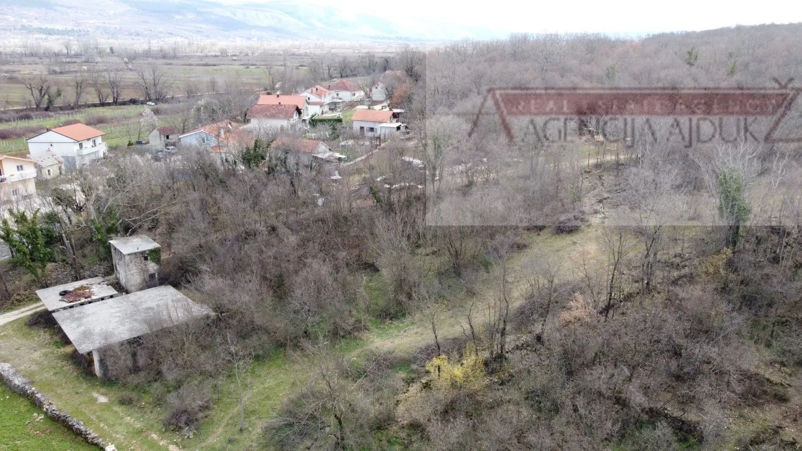 imotski kamenmost građevinsko zemljište 800 m2 - slika 5