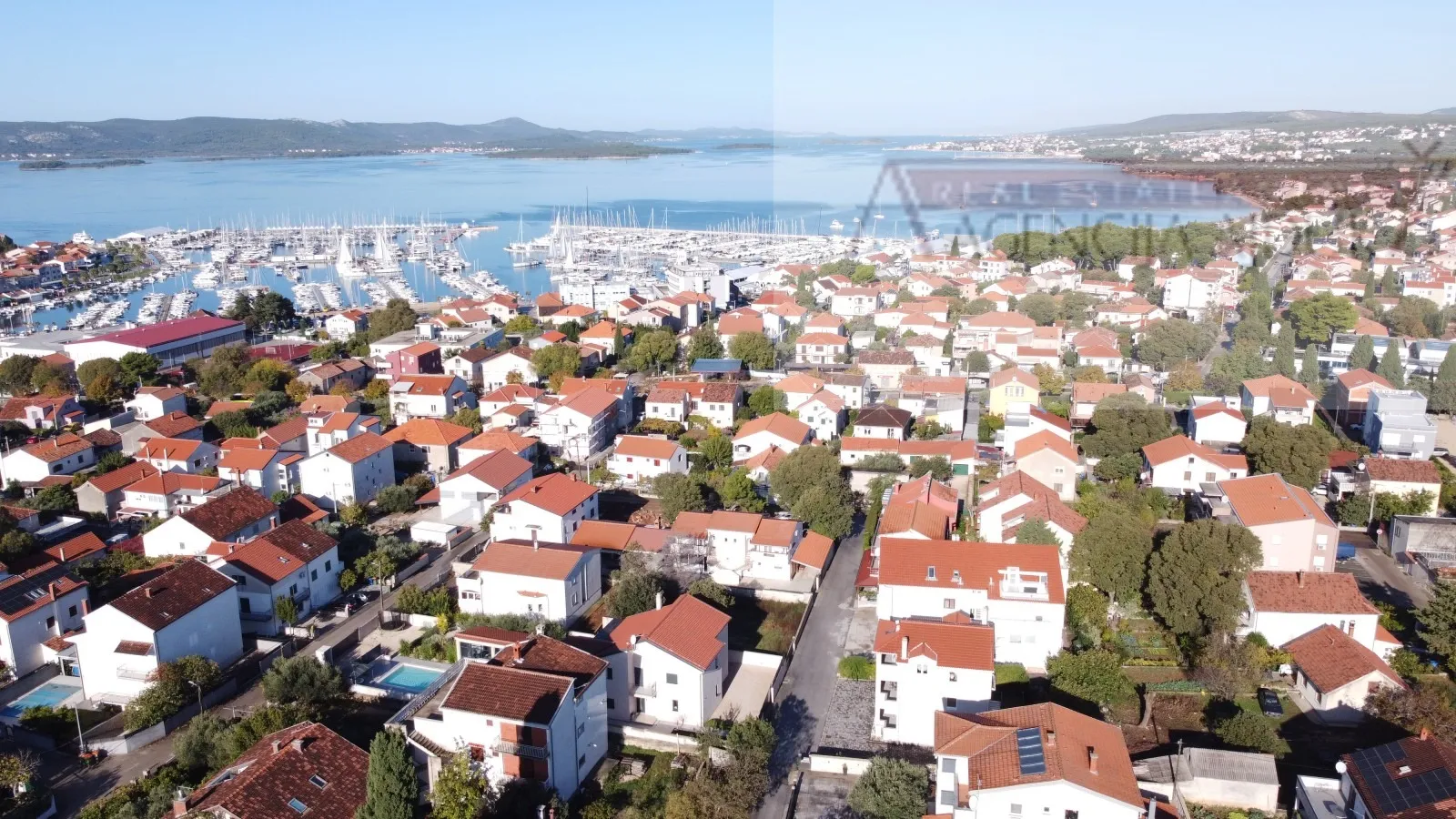 biograd na moru kuća 200 m2 + okućnica - novo u ponudi - slika 5