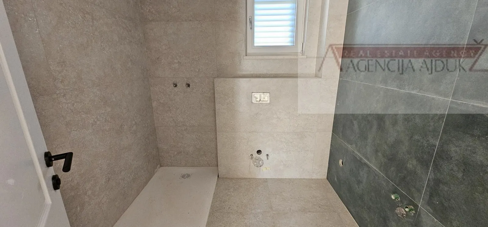 hvar novogradnja 84 m2 vrboska - novo u ponudi - ekskluziva - slika 12