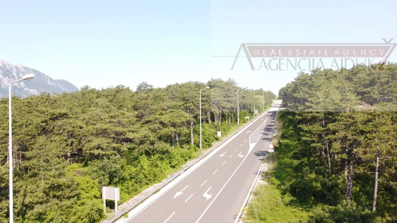 zagvozd građevinsko zemljište 1817 m2 - novo u ponudi - slika 4