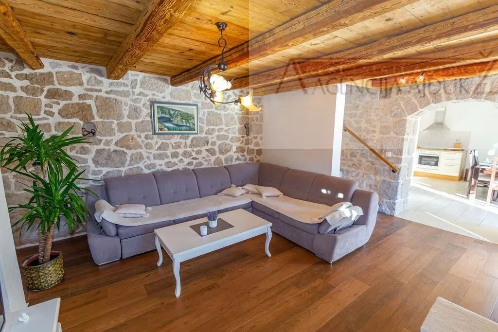 imotski - vila sa bazenom 190 m2 - top ponuda - slika 10