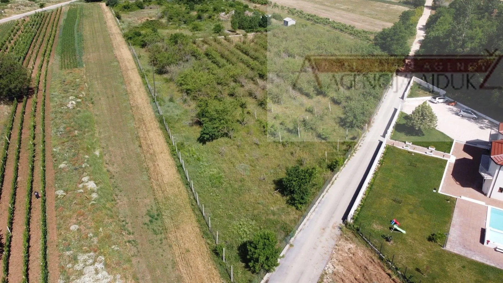 imotski građevinsko zemljište 7000 m2 - akcija - slika 6