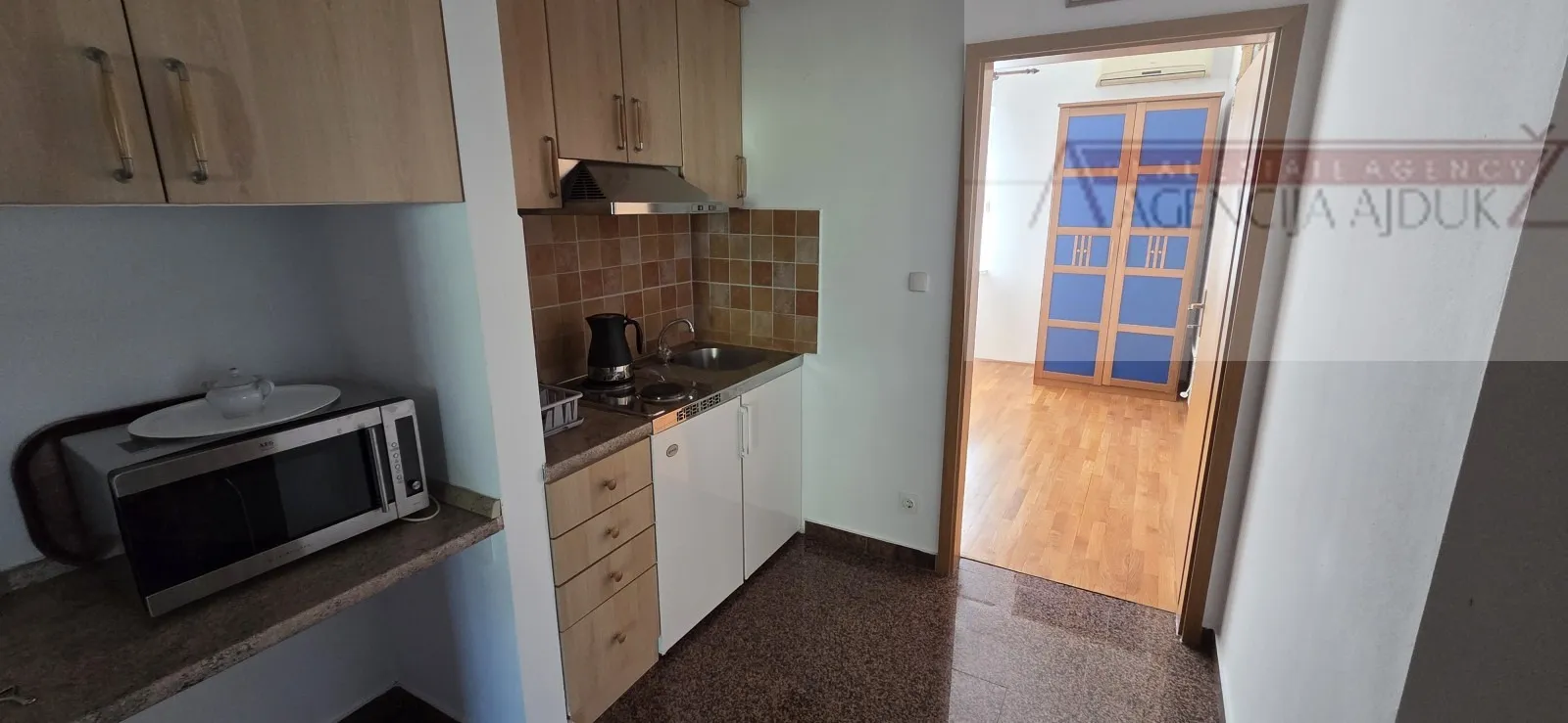 kuća prodaja omiš 560 m2 - slika 7