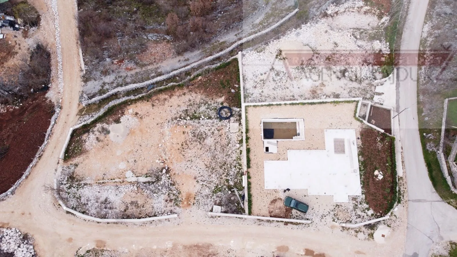 zagvozd građevinsko zemljište 881 m2 - odlična lokacija - slika 6