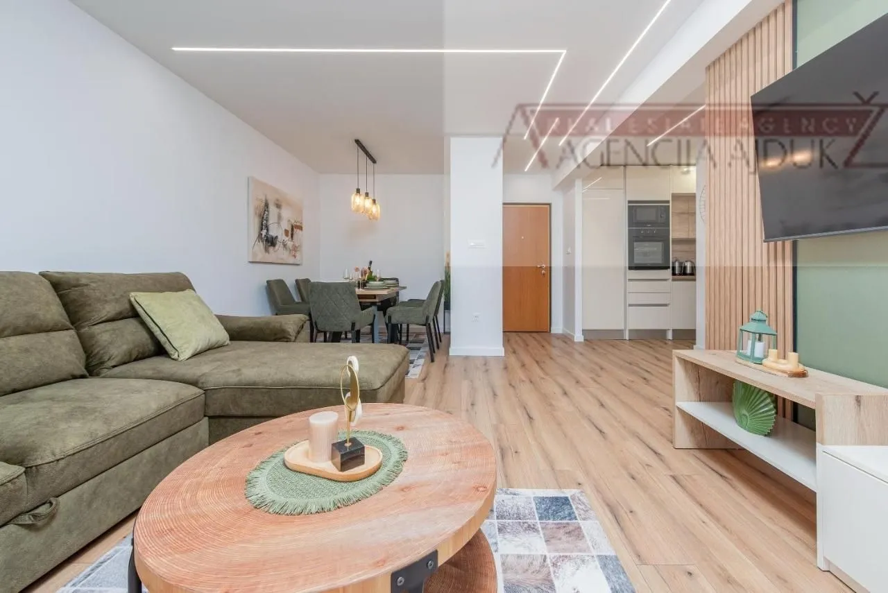 zadar borik novouređeni i namješteni stan 70 m2 - slika 15