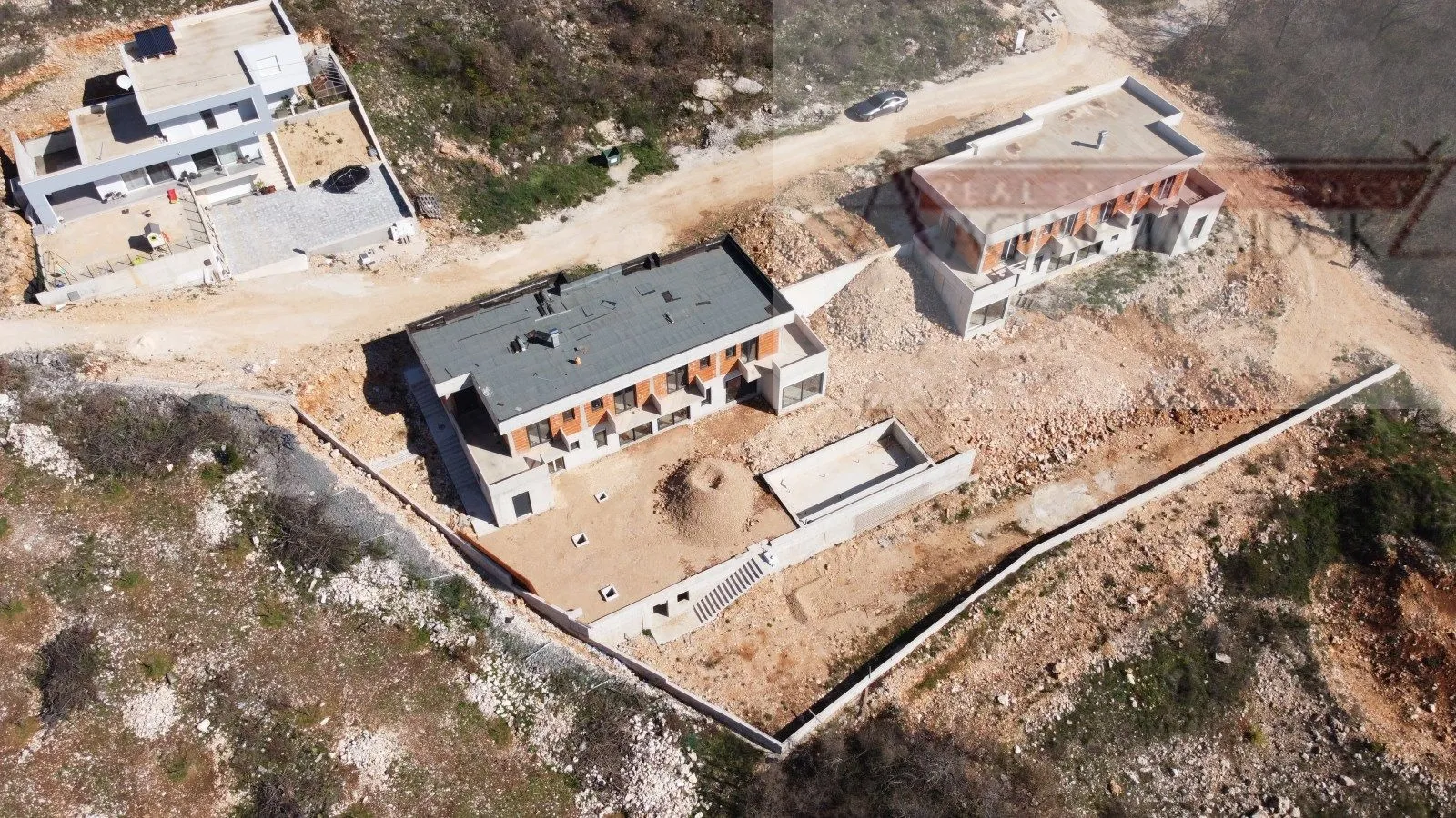 imotski vila (roh-bau) 390 m2 top lokacija - ekskluziva - slika 7