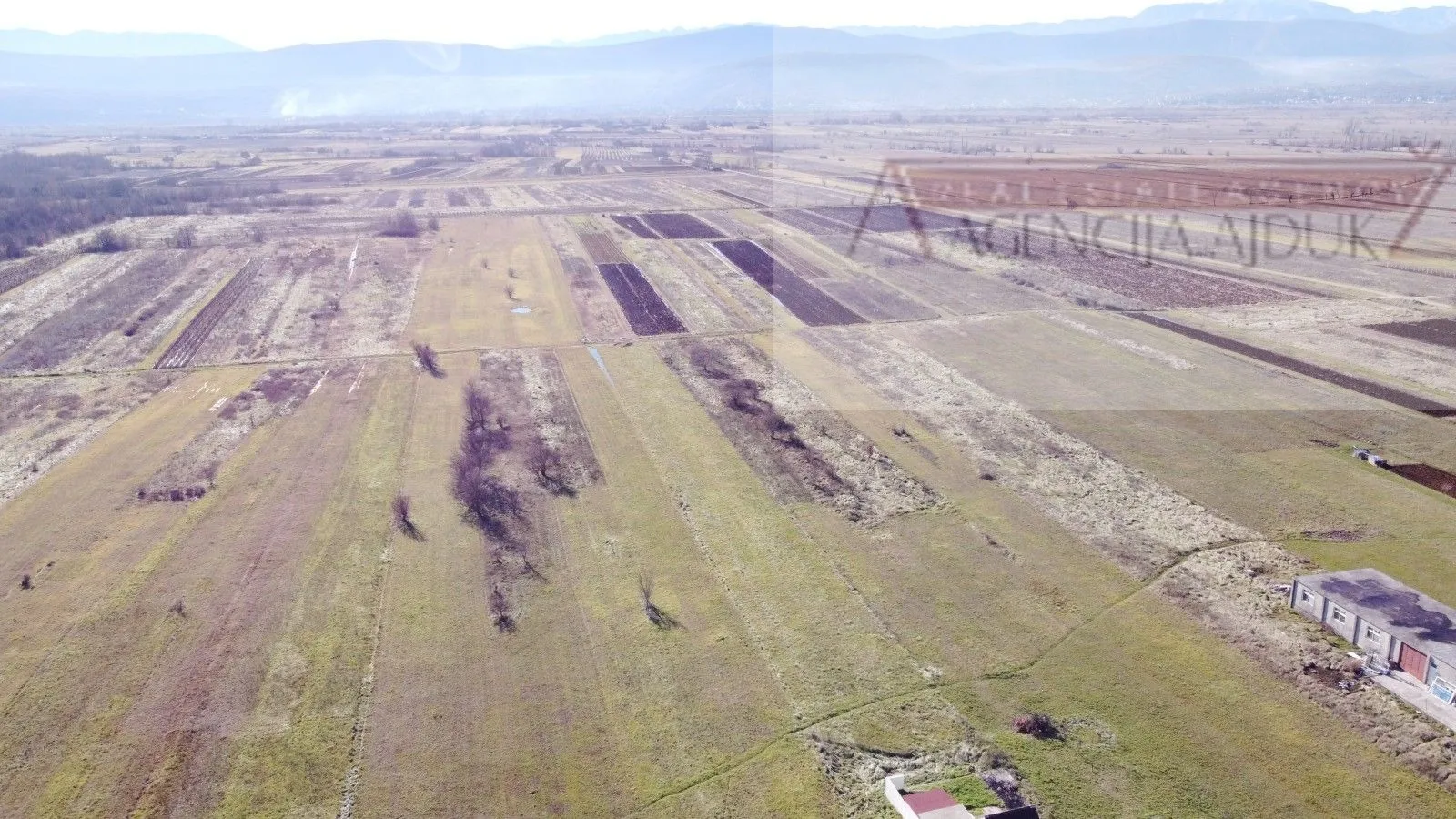 imotski vinjani donji 3752 m2 građevinsko i poljoprivredno zemljište - slika 3