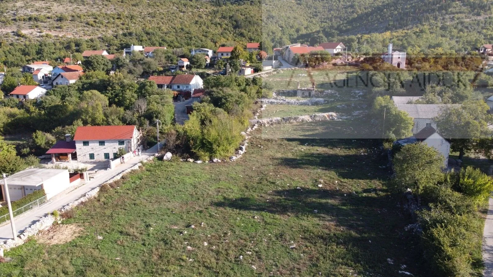 imotski građevinsko zemljište 7665 m2 - novo - top - slika 2